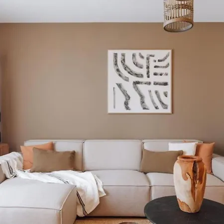 Apartment Pende - 1 Bedroom And Swimming Pool In Passeig De Gracia
